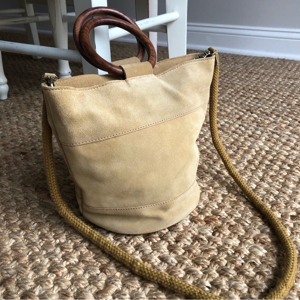New: Lucky Brand Suede Bucket Bag with Optional Strap. - Picture 5 of 14
